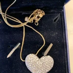 Swarovski floating heart necklace deals